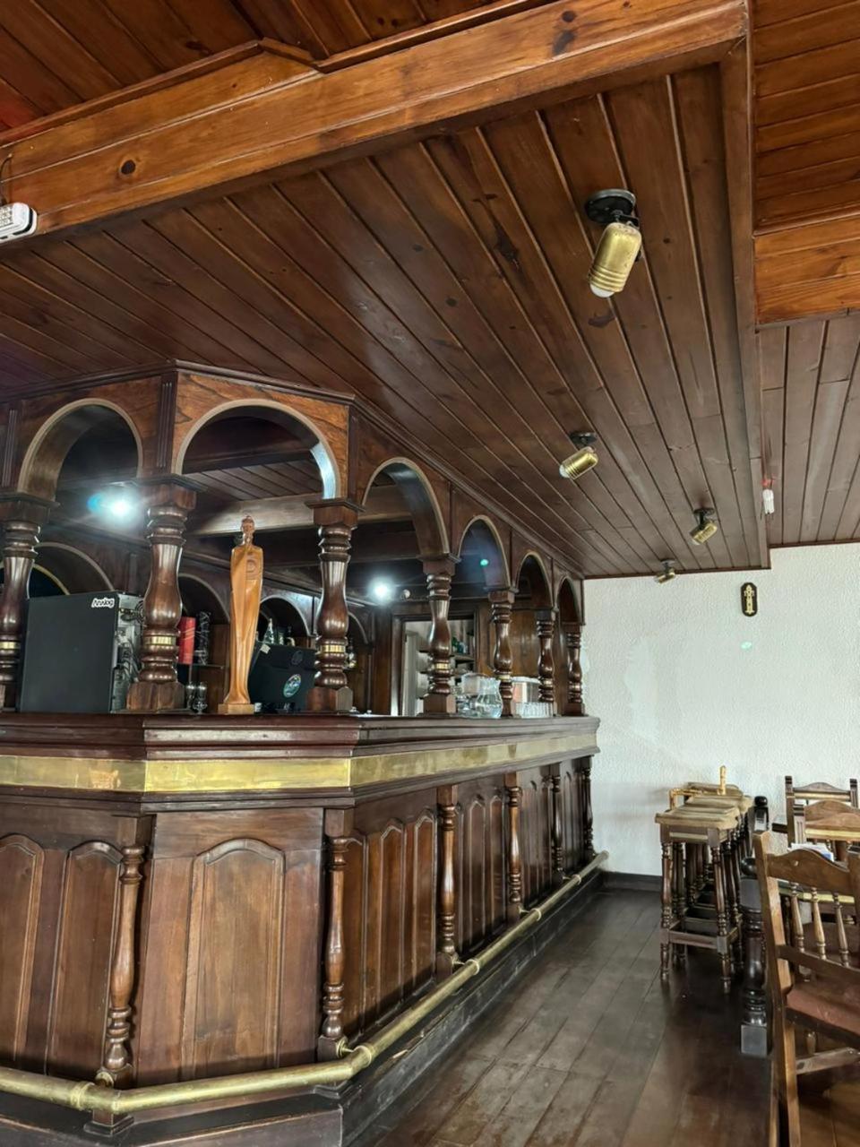 Hotel Y Restaurant Don Quijote Macachin  ภายนอก รูปภาพ
