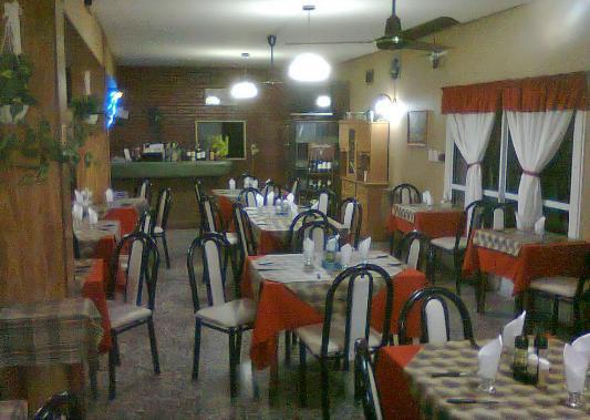 Hotel Y Restaurant Don Quijote Macachin  ภายนอก รูปภาพ